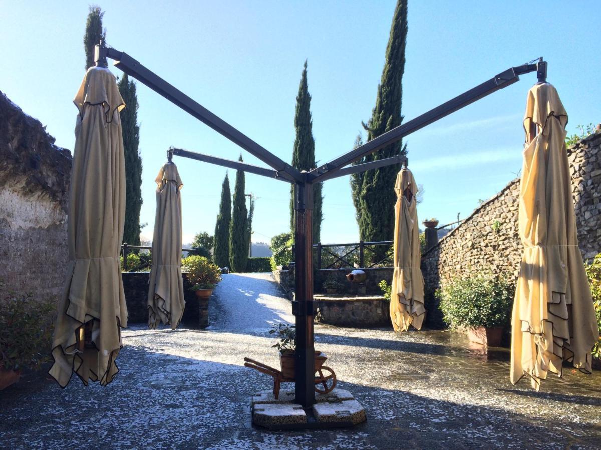 Agriturismo Le Grotte نيمْيِ المظهر الخارجي الصورة